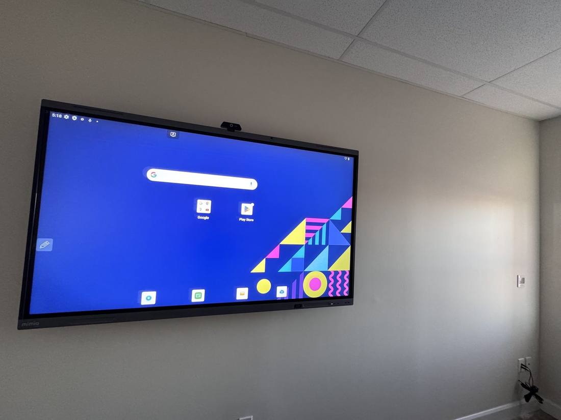 Interactive smart board on its home screen